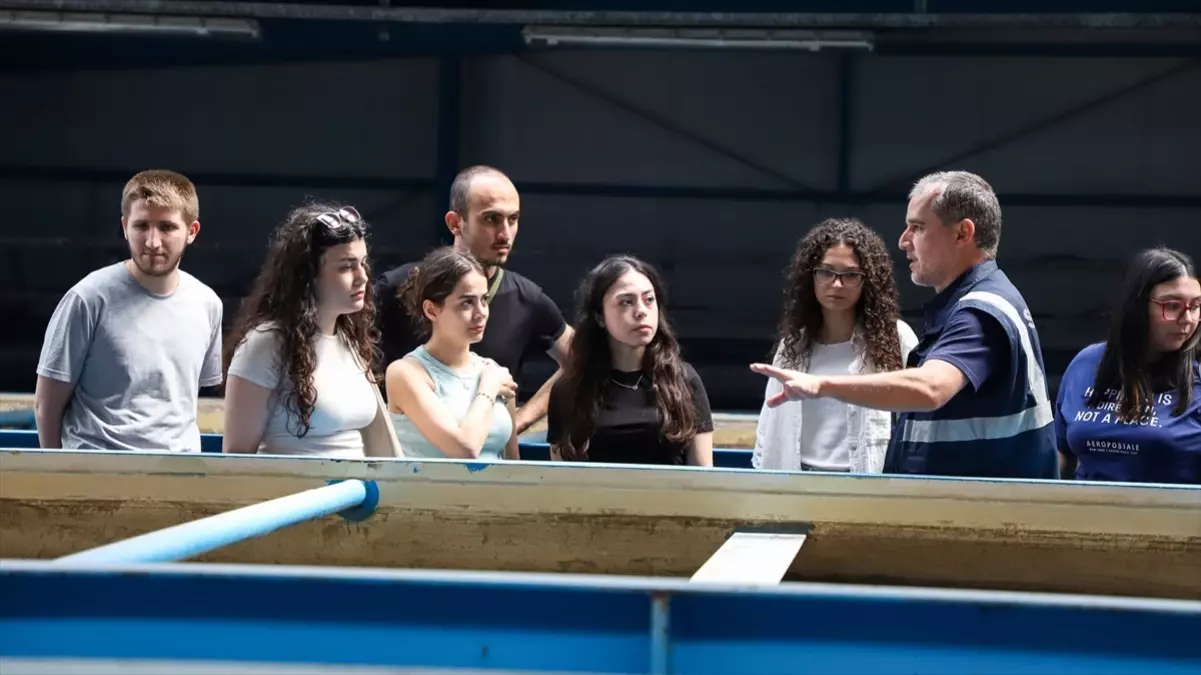 tip ogrencileri atik su tesislerini ziyaret etti ntKNk18b