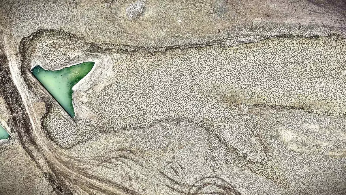 bursa barajlari kurudu ciftciler acil onlem bekliyor OHtxRGsY