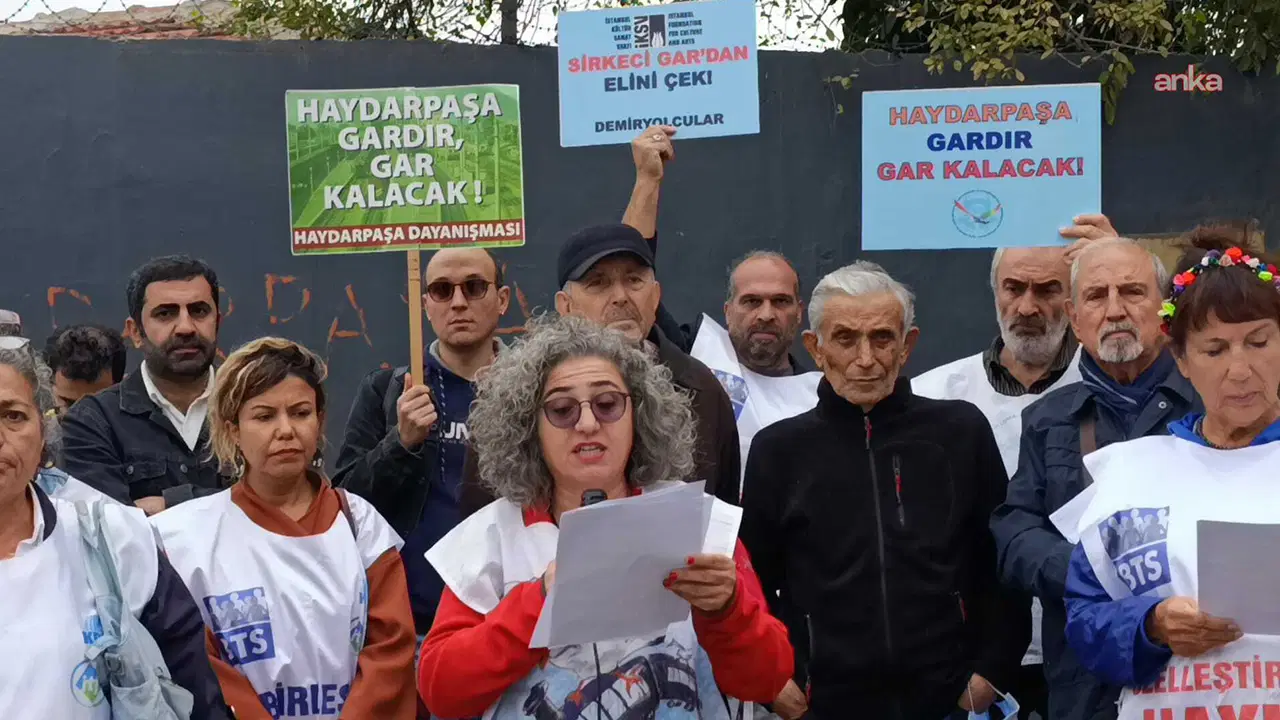 haydarpasa gari eylemi 717 gununde kultur ve sanat maskesiyle kamusal alan gasbi tepkisi mD1FzmwY.jpg