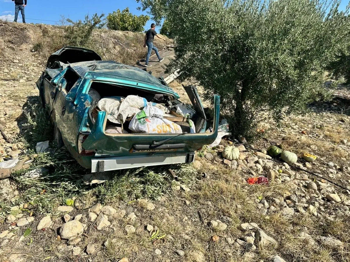 manisada feci kaza yasli cift hayatini kaybetti CcgDKQPL.jpg