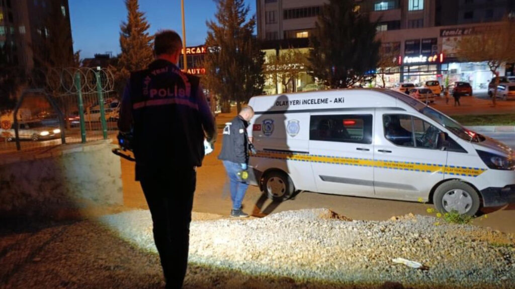 elektrik-akimina-kapilan-isci-hayatini-kaybetti-5tLKw29p