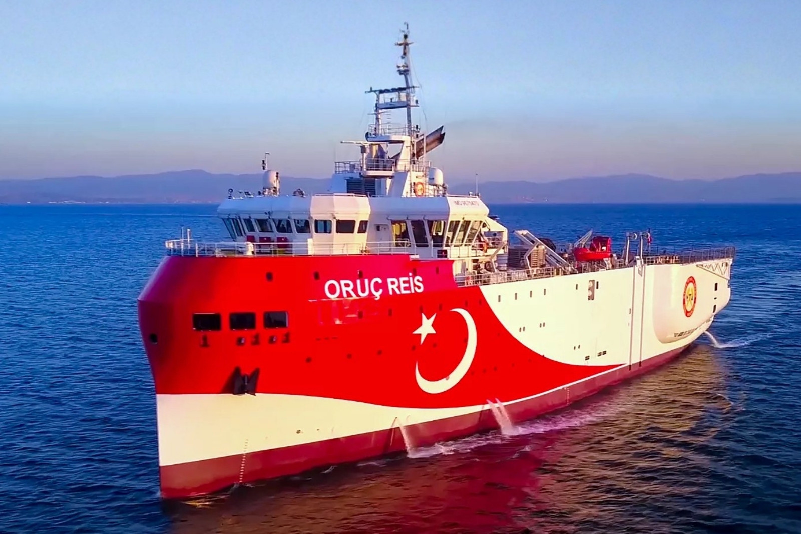 Turkiye ile kktc arasinda denizin 97 metre altindan gececek dogalgaz hatti icin oruc reis FqVlWYyZ